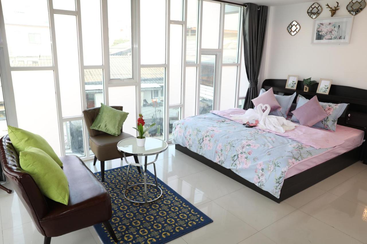 Close Maya Nimman 5Bedroom Villa チエンマイ エクステリア 写真