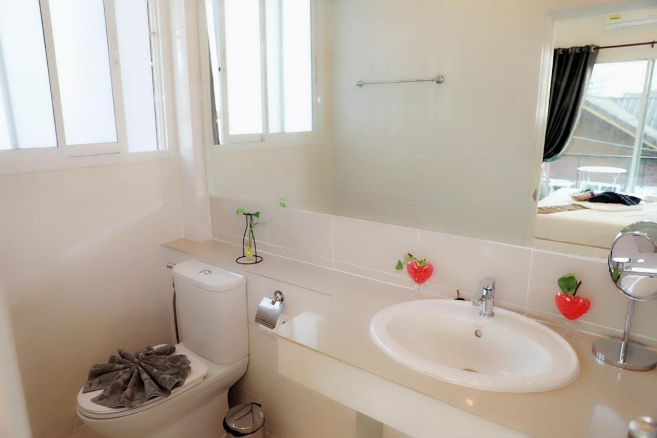 Close Maya Nimman 5Bedroom Villa チエンマイ エクステリア 写真